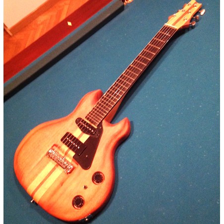 Eléctrica de maderas nobles