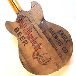 Guitarra de caja de cerveza