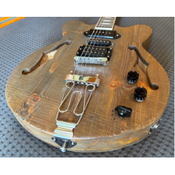 Guitarra de Jazz de madera reciclada