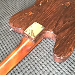 Prestige 30th Anniversary Pine Esquire Master Built