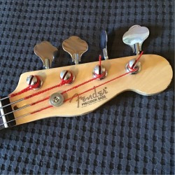 Bajo Precision Jack Daniel’s 51