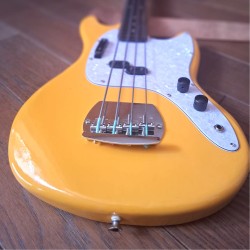 Mustang Fretless Bass